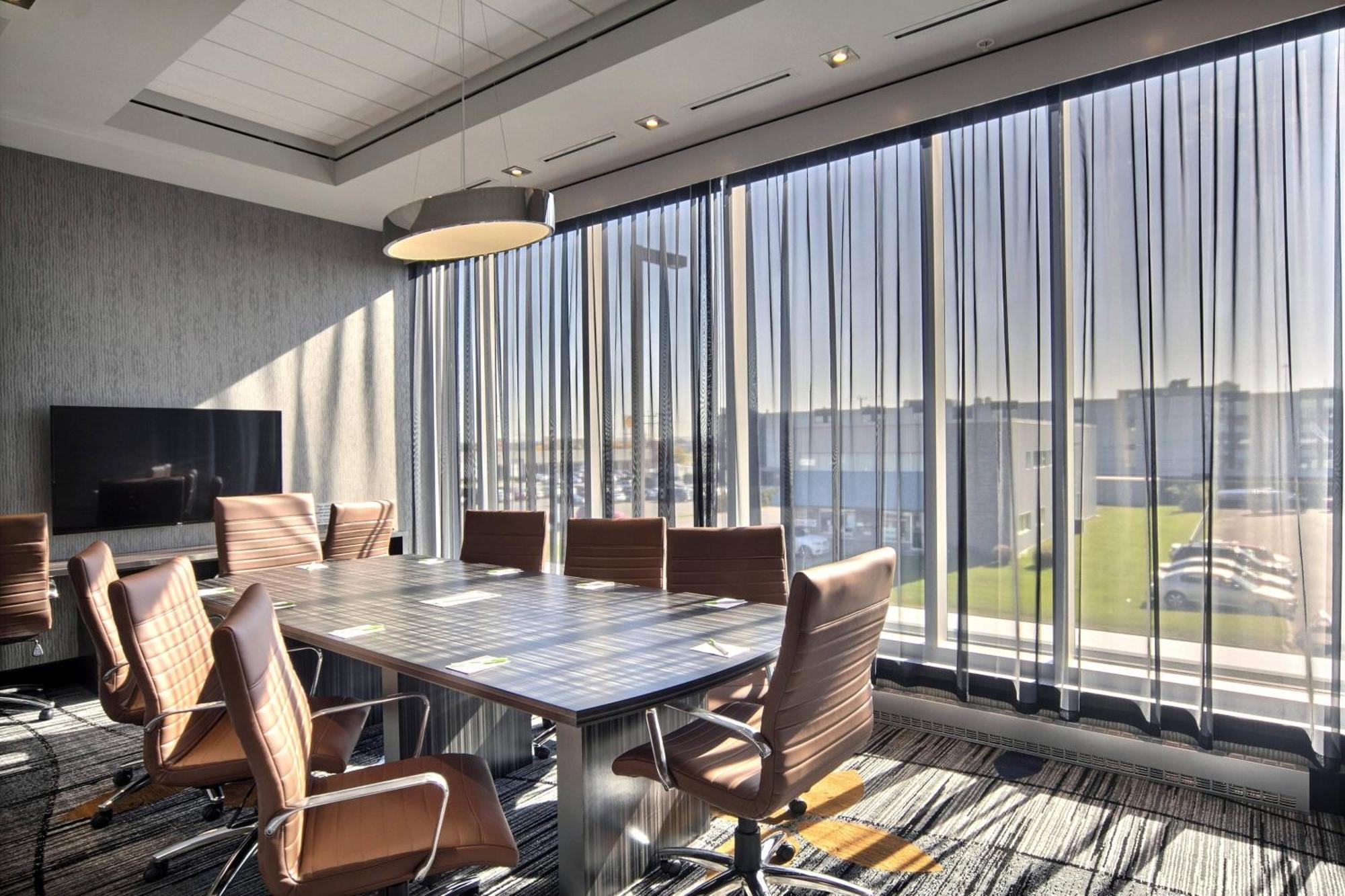 Courtyard By Marriott Quebec City Exterior photo